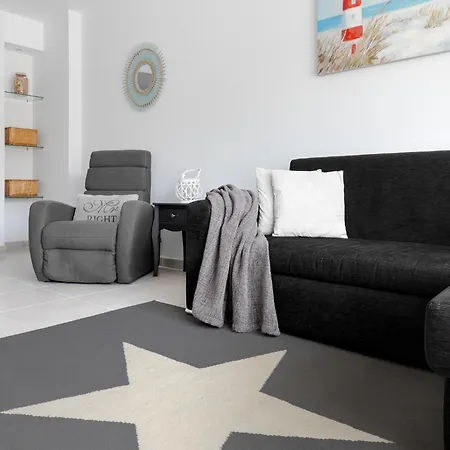 Nova Eleni Apartment